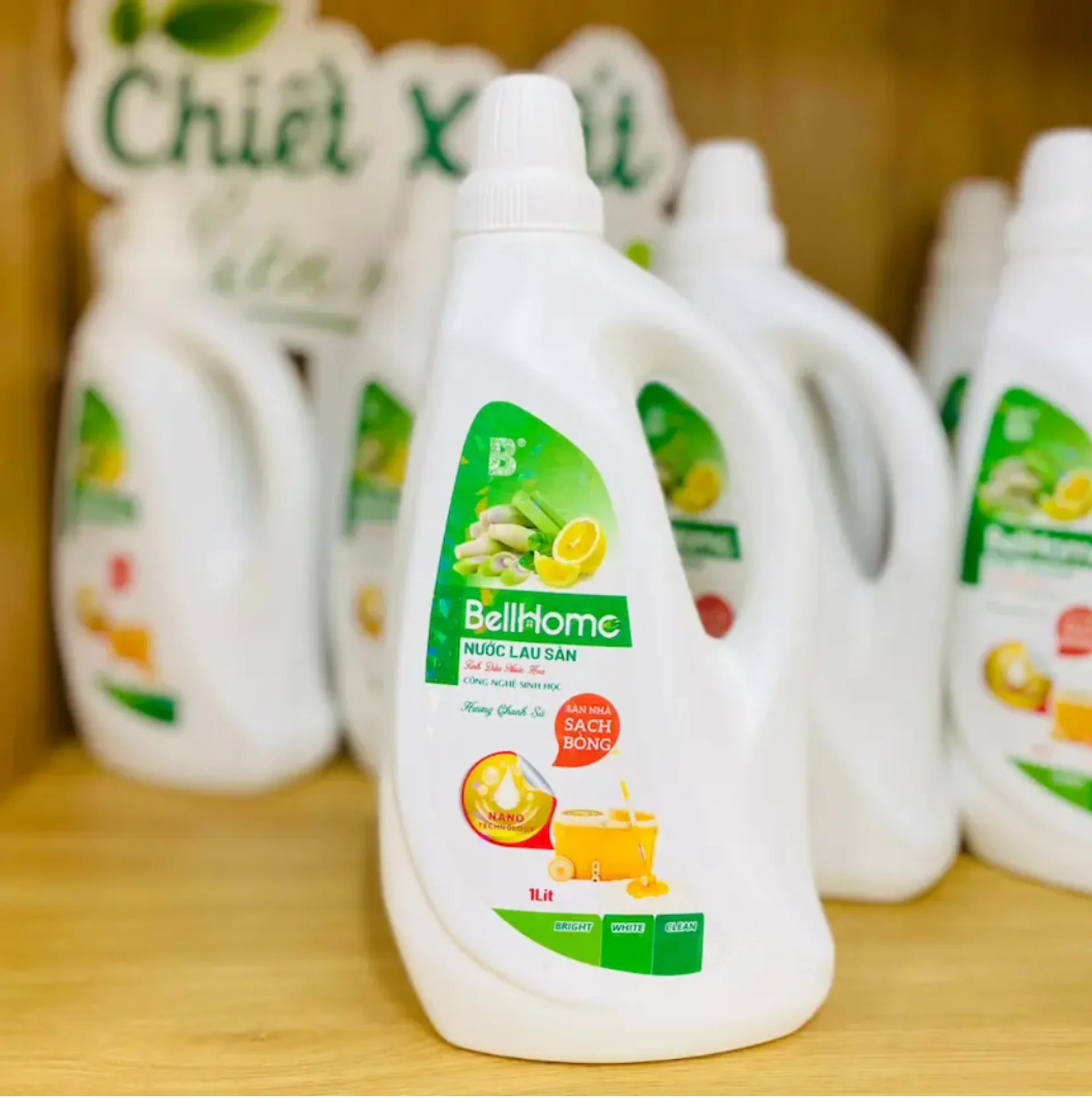 1 Chai Nước Lau Sàn Công Nghệ Sinh Học Bell Home Hương Chanh Sả 1L