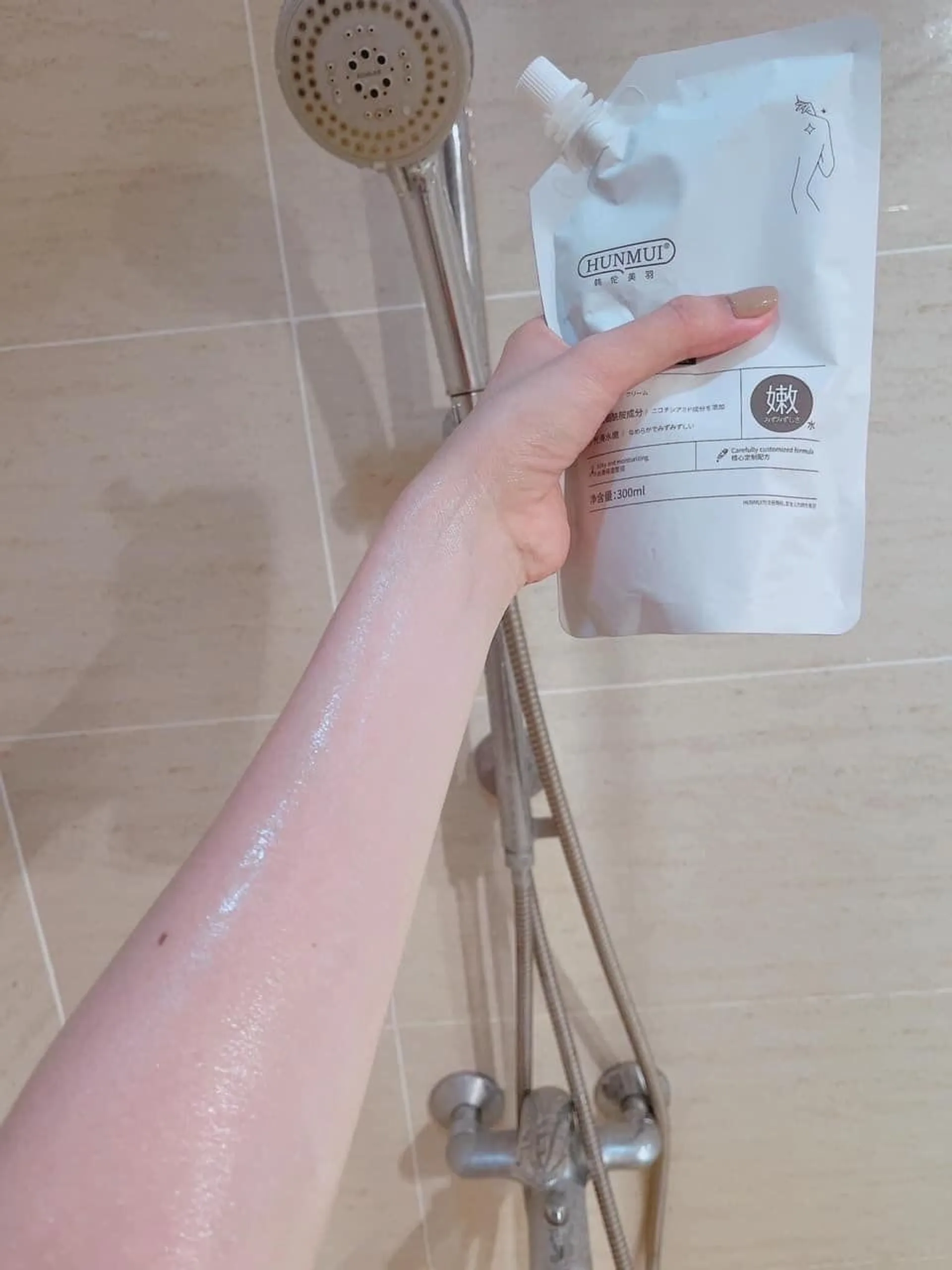 Ủ Trắng Body Toàn Thân Trắng Da Mềm Mịn Dưỡng Da Tay, Chân, Đầu Gối Hunmui Nội Địa Trung (ảnh 2/6)