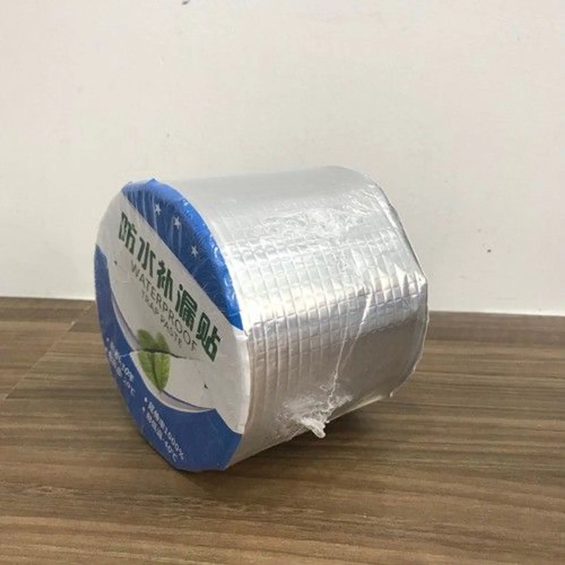 Cuộn băng keo siêu dính đa năng 10 cm, miếng dán chống thấm chống nhiệt cho tường  trần nhà ống nước bể nước (ảnh 5/6)