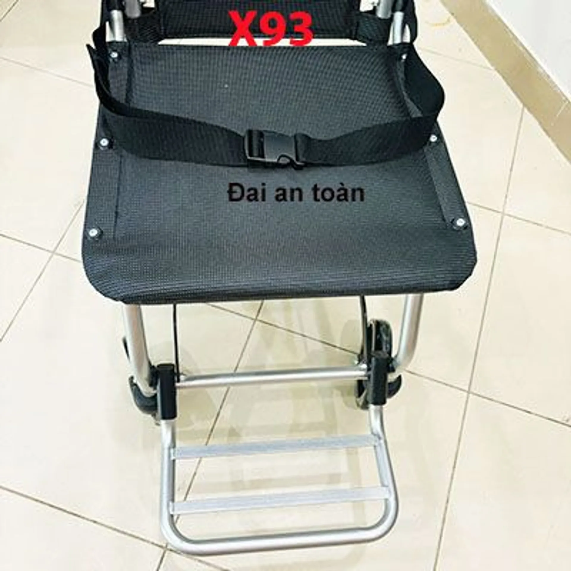 Xe lăn du lịch Lucass X93 (ảnh 5/5)