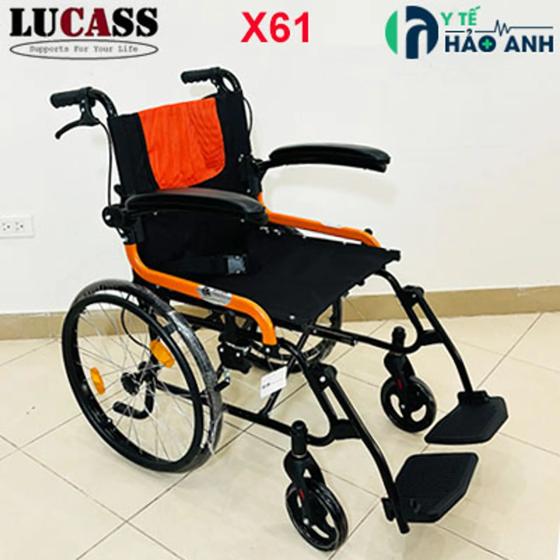 Xe lăn Lucass X61 gấp gọn du lịch