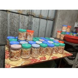 Măng tre ng&acirc;m tỏi ớt
